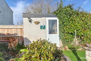 Photo 10- click for photo gallery